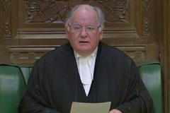 Michael Martin oznamuje svou rezignaci