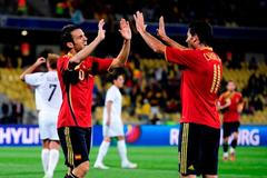 Fotbalisté Španělska se radují z výhry nad Novým Zélandem