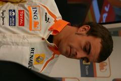 Fernando Alonso v Praze