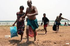 Exodus Tamilů z oblasti bojů na Srí Lance