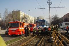 V Ostravě se srazilo auto s tramvají