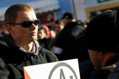 Střety radikálů a policie v Litvínově