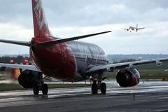 Boeing 737 společnosti Sky Europe na letišti Ruzyně