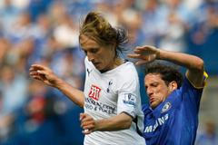 Luka Modrič v utkání Tottenham Hotspur - Chelsea