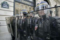 Francie Paříž policie