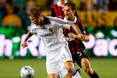 David Beckham v zápase s AC Milán