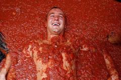 Rajčatová bitva Tomatina ve Španělsku