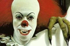 Stephen King - To - Tim Curry