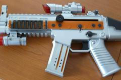 Nebezpečný laserový samopal