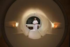 Pacient s rakovinou před magnetickou rezonancí