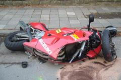 Srážka motorky a auta