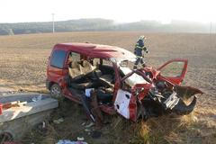 Nehoda zablokovala přivaděč na D11