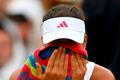 Ana Ivanovičová pláče. Kvůli zranění musel vzdát osmifinále Wimbledonu.