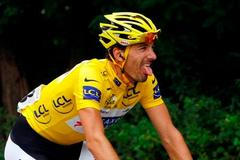 Lídr Tour de France Fabian Cancellara na trati šesté etapy