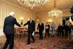 Politici řeší ústavní krizi u prezidenta