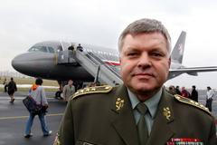 Generál Štefka na letišti Kbely