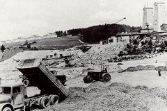 Jak se stavěla přehrada Lipno