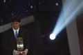 Messi s trofejí pro fotbalistu roku