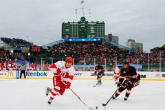 NHL Winter Classic Detroit Chicago Havlát Draper