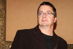 Premiéra Nezbeda, Michal Viewegh