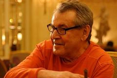 Miloš Forman: Co tě nezabije...
