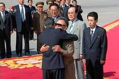 Wen Ťia-pao a Kim Čong-il