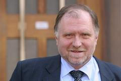 Advokát Tomáš Sokol