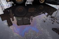 Výroba paliva z olejových zbytků na lagunách v Ostravě