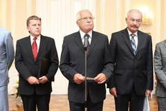 Politici řešili u prezidenta ústavní krizi