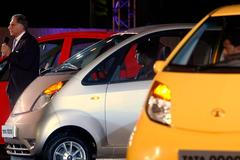 Nano - nejlevnější auto světa