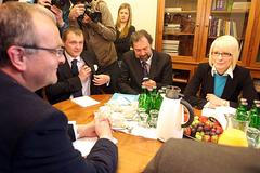 Koaliční jednání poprvé ve třech