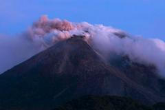 Výbuch sopky Merapi na indonéském ostrově Jáva