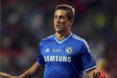 Torres slaví gól do sítě Bayernu v Evropském superpoháru