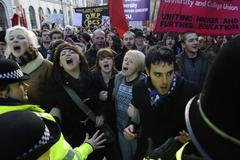 Další demonstrace britských studentů proti zvýšení školného
