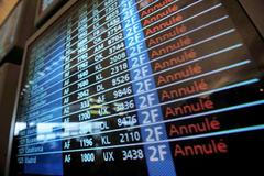 Sníh sevřel Evropu - Paříž