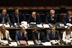 Berlusconi zřejmě přišel o vládní většinu