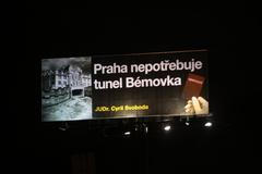 Lidovci proti Bémovi