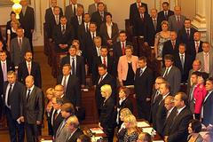 Sněmovna se poprvé schází