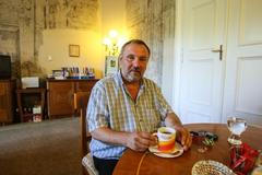 Poslanci se stěhují