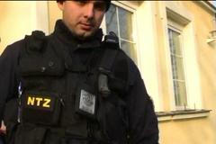 Karel Vaniš při zásahu NTZ v lednu 2006