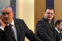Lídři koalice Schwarzenberg, Nečas a John po jednání vlády