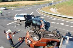 Nehoda tří aut zablokovala dálnici D1