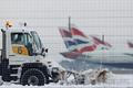 Sněhová kalamita na londýnském letišti Heathrow