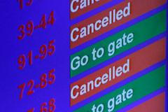 Sopka na Islandu stále ovlivňuje dopravu v Evropě