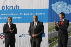 Pražský dálniční obchvat otevřen