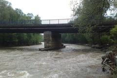 Povodně 2010 - prohnutý most přes Ostravici