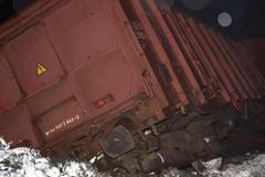 V Kolíně vykolejil nákladní vlak