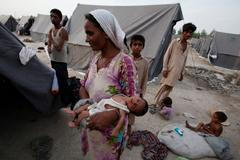 Pákistán po povodních: Lidé umírají hlady