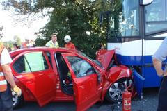 Snímky ze tři víkendových výjezdů královehradeckých hasičů