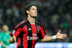 AC Milán: Brazilec Pato